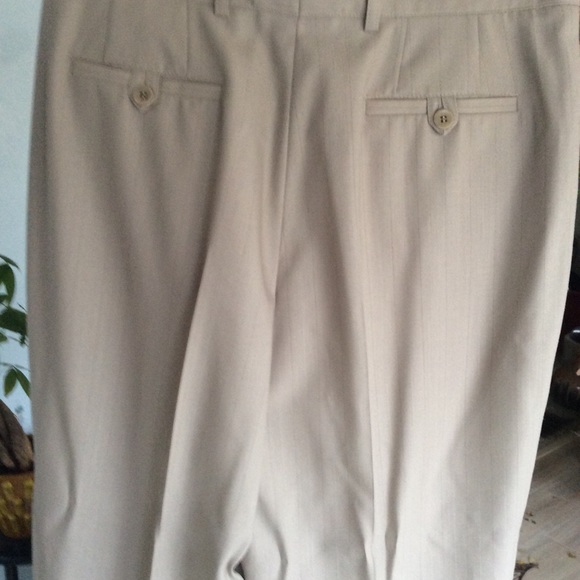 DONATED - Classy Vintage Italian Suit - Picture 8 of 15